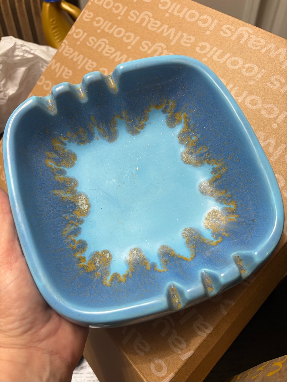 Mid century blue drip ashtray, USA 3580
